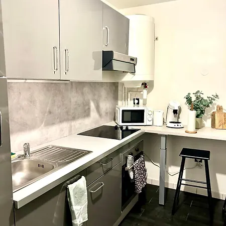 Cozy And Warm Apartment